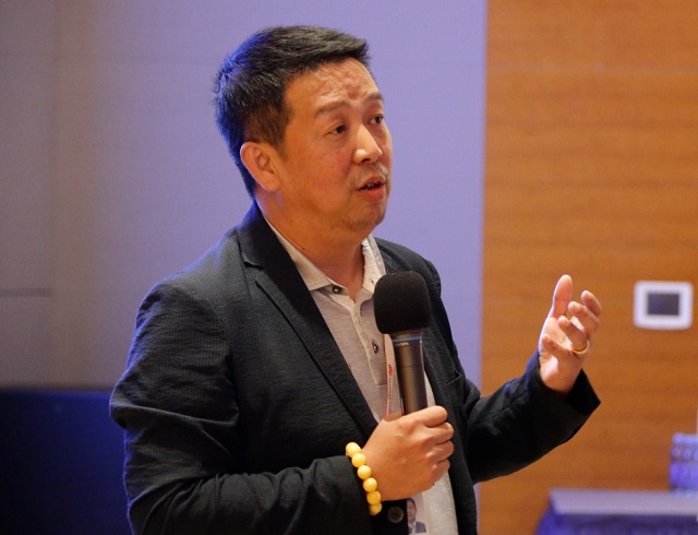 华为携手埃森哲在深圳举办CIO论坛，分享数字化转型实践。